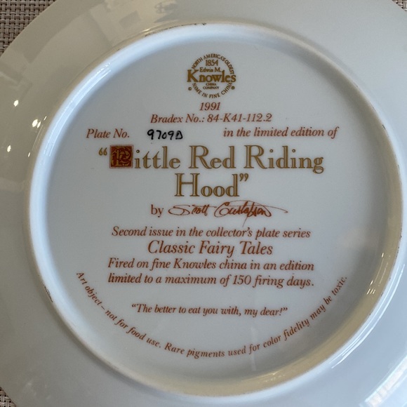 Little Red Riding Hood - Picture 3 of 3